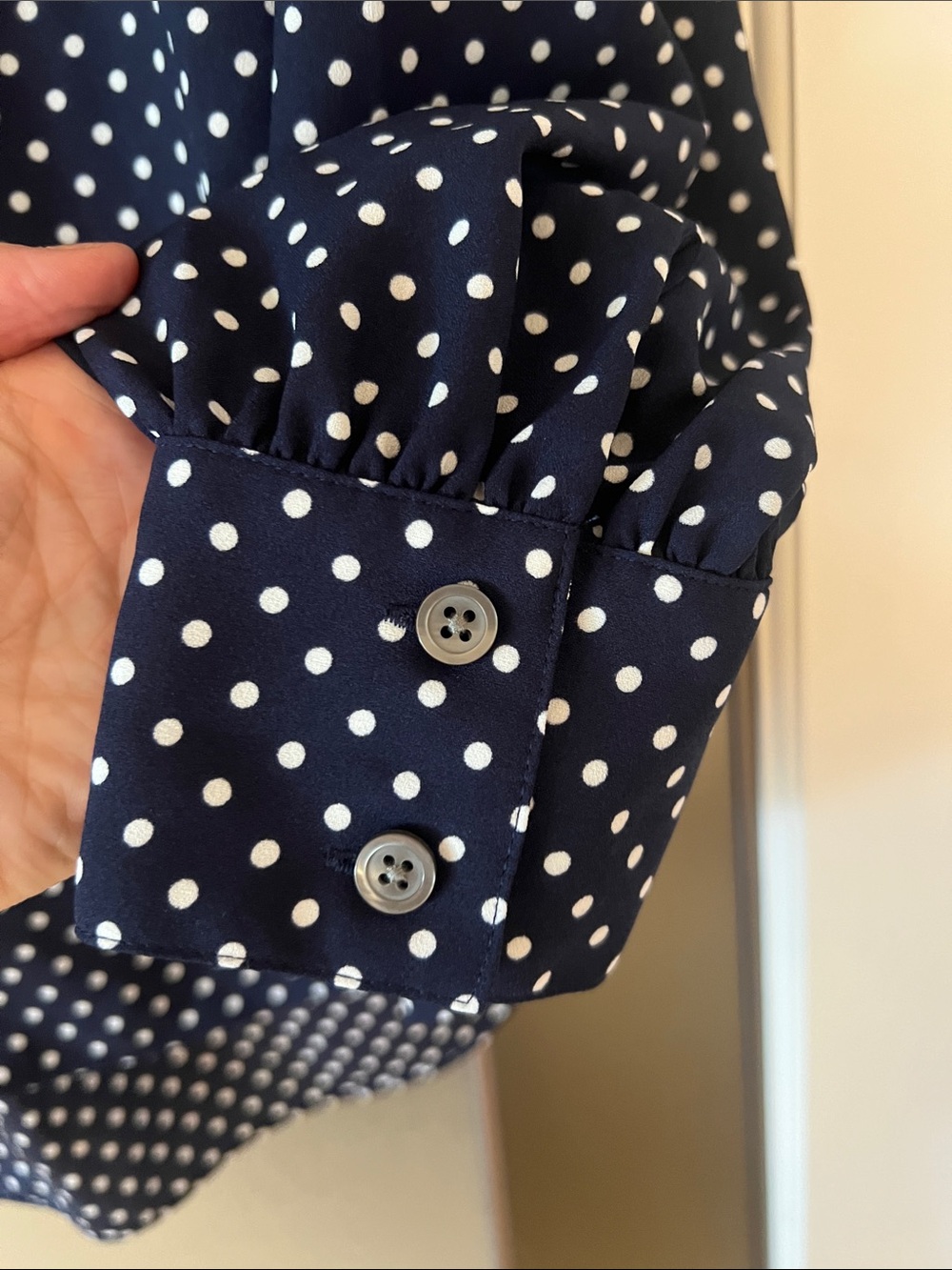 Kate Spade Navy White Polka Dot Blouse Medium - Picture 4 of 8
